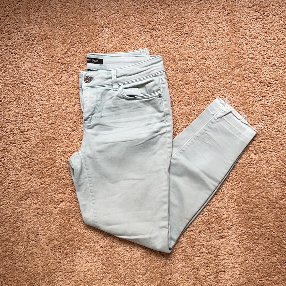 White House Black Market | Cropped Skinny Pant